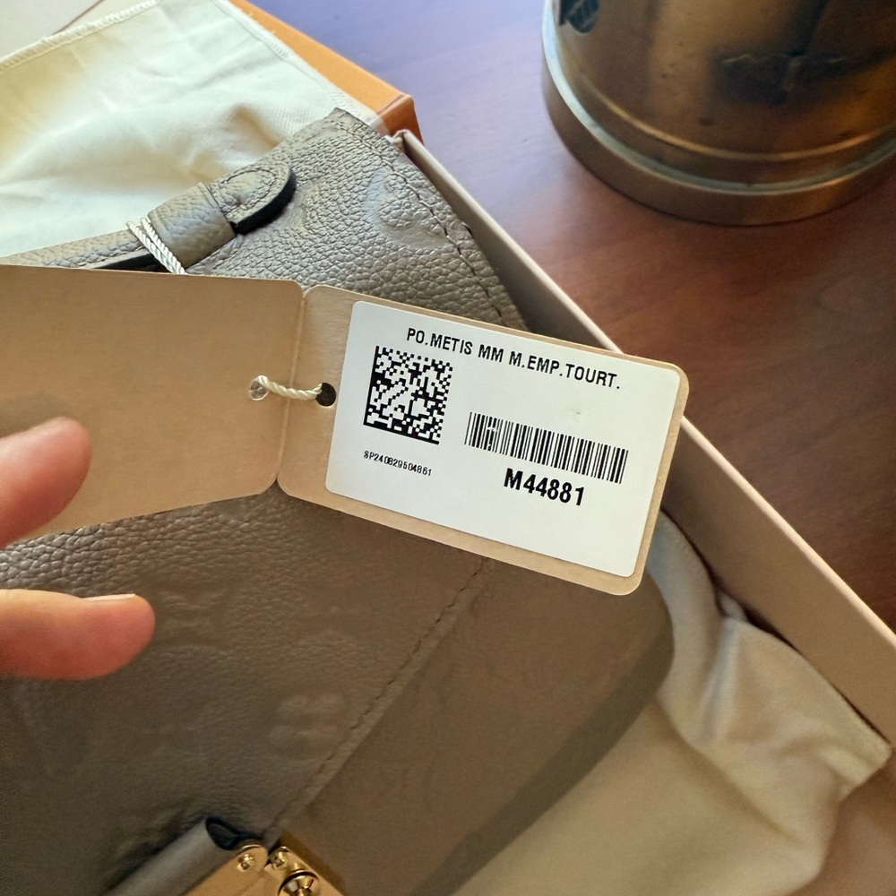 Louis Vuitton Taupe Monogram Women Bag - Picture 8 of 16